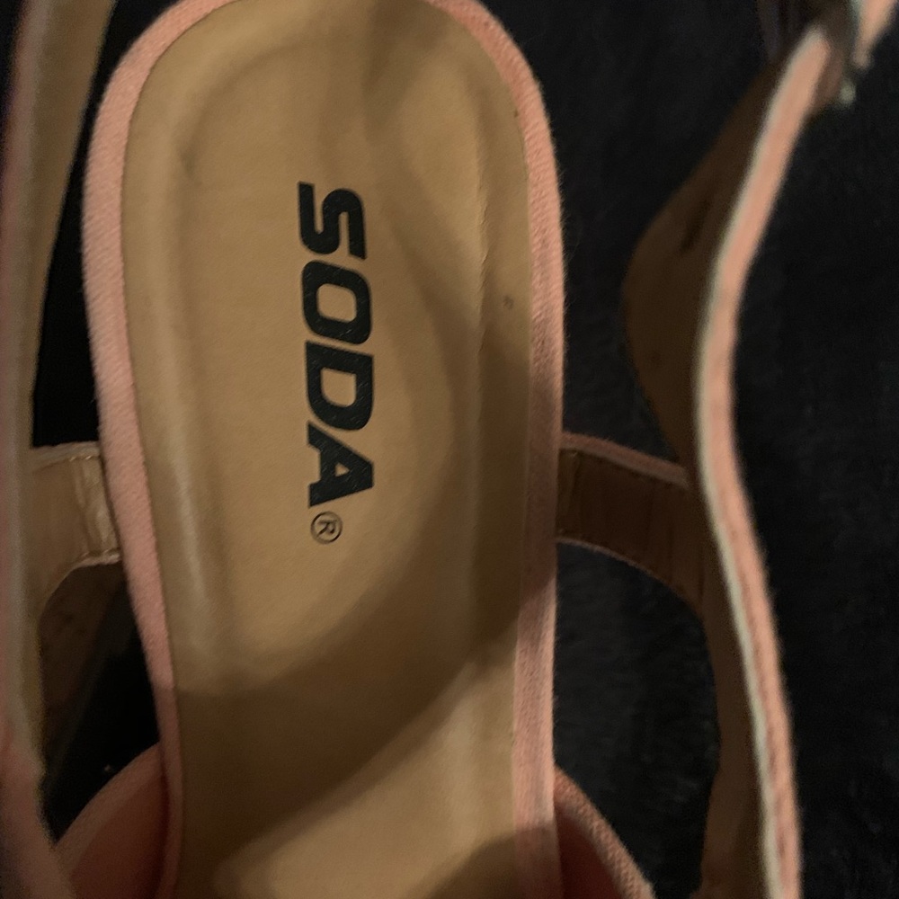 Women’s wedge heels - Picture 4 of 4